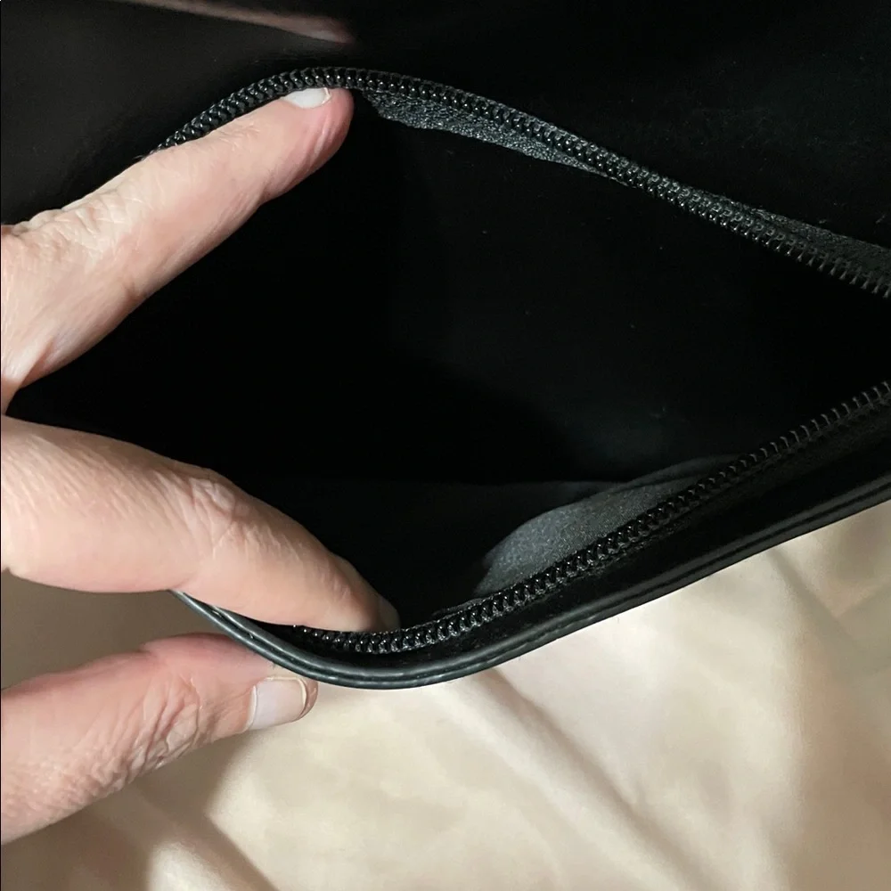 Reaction Kenneth Cole NWOT Black Vegan Leather Pebble Backpack Purse - Picture 7 of 10